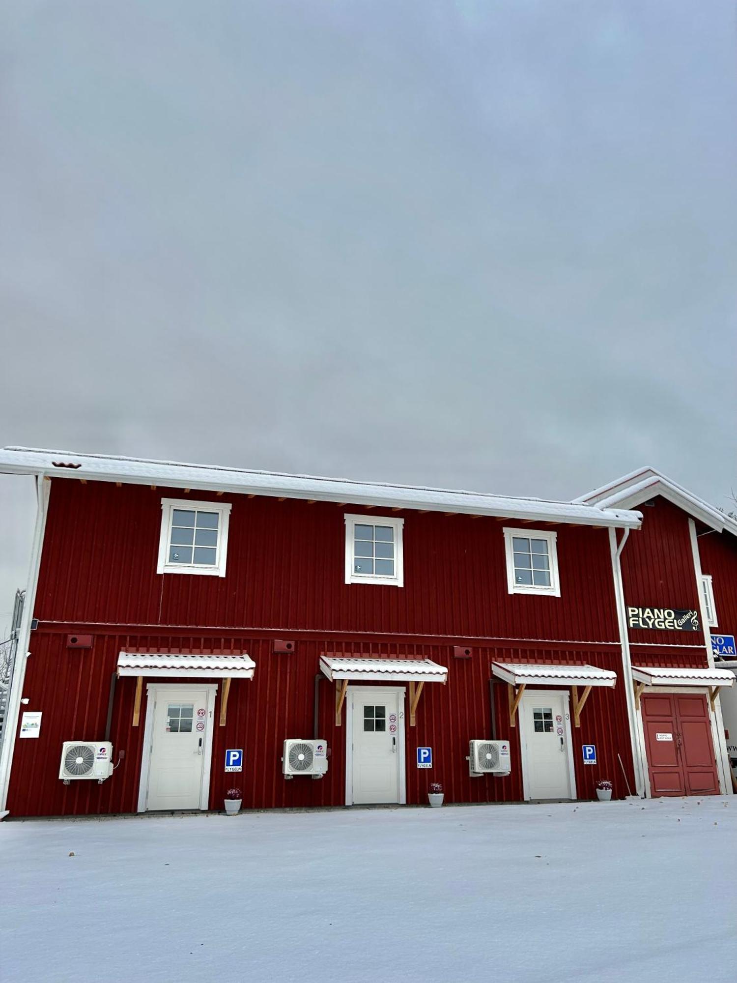Flygeln Apartamento Leksand Exterior foto